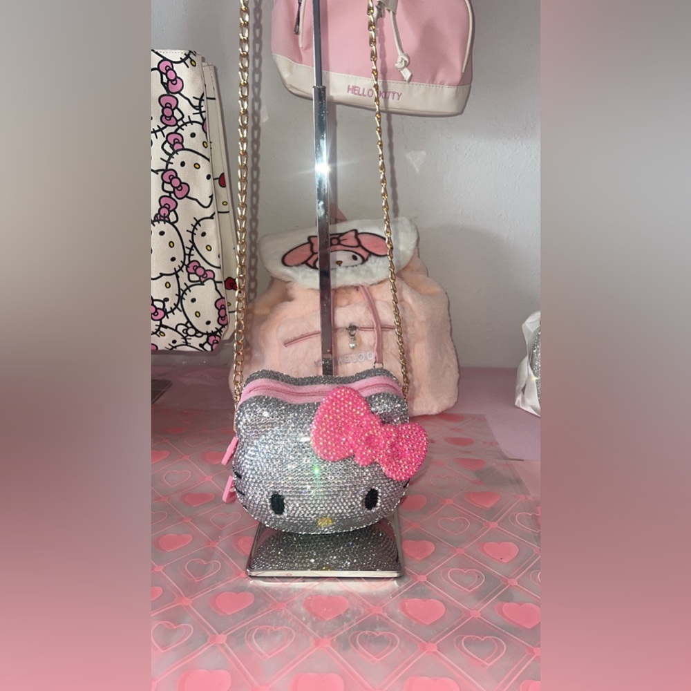 NEW hello kitty purse